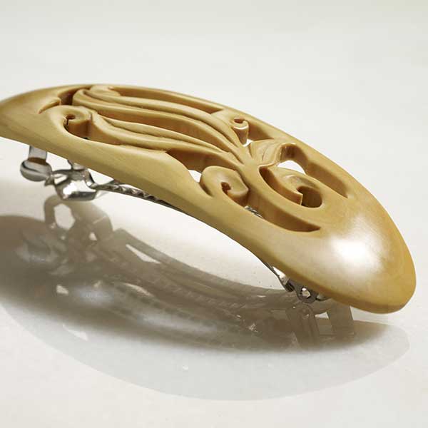 Japanese Boxwood Barrette with Arabesque Enclosure, Oval shape, A　